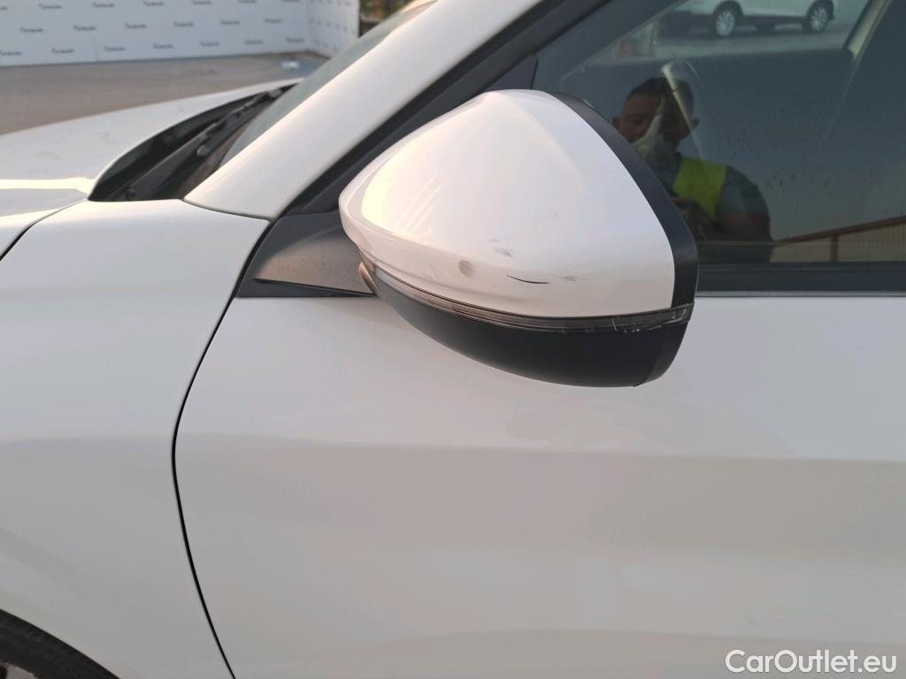  Peugeot  208  Allure 1.2 Puretech 100CV MT6 E6d #37