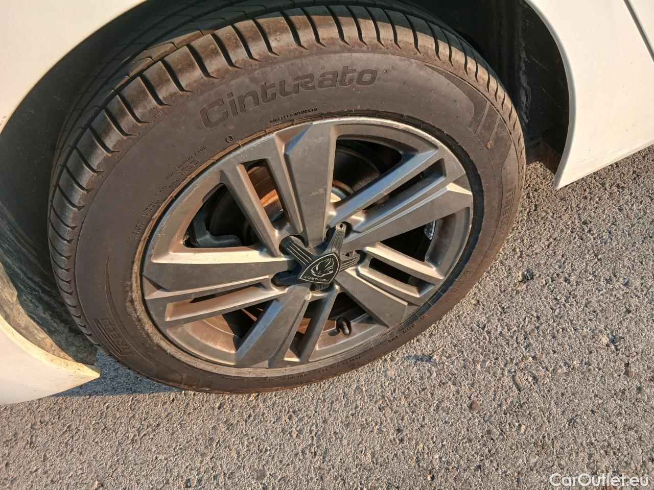  Peugeot  308  Active Pack 1.5 HDi 130CV MT6 E6d #24