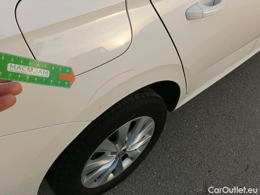  Skoda  KAMIQ SKODA  1.0 TSI 81kW (110CV) DSG Ambition #5