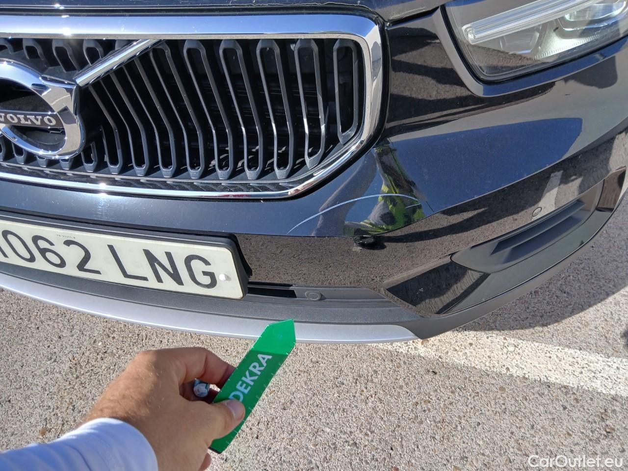  Volvo  XC 40 XC40 Momentum 2WD 1.5 130CV AT8 E6d #3