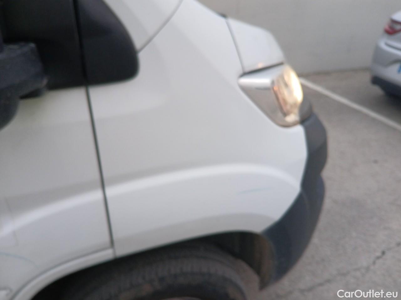  Opel  Movano OPEL  / 2021 / 4P / furgón  Furgón Base L2H2 3.5T 2.2 BlueHDi #52