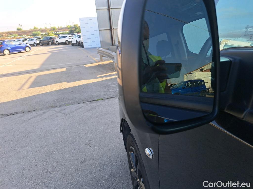  Citroen  Berlingo  Combi Feel Pack M 1.5 BlueHDi 130CV MT6 E6d #1