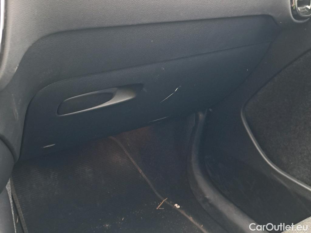  Volvo  XC 40 VOLVO XC40 / 2021 / 5P / todoterreno 2.0 B3 G Plus Dark Auto #17