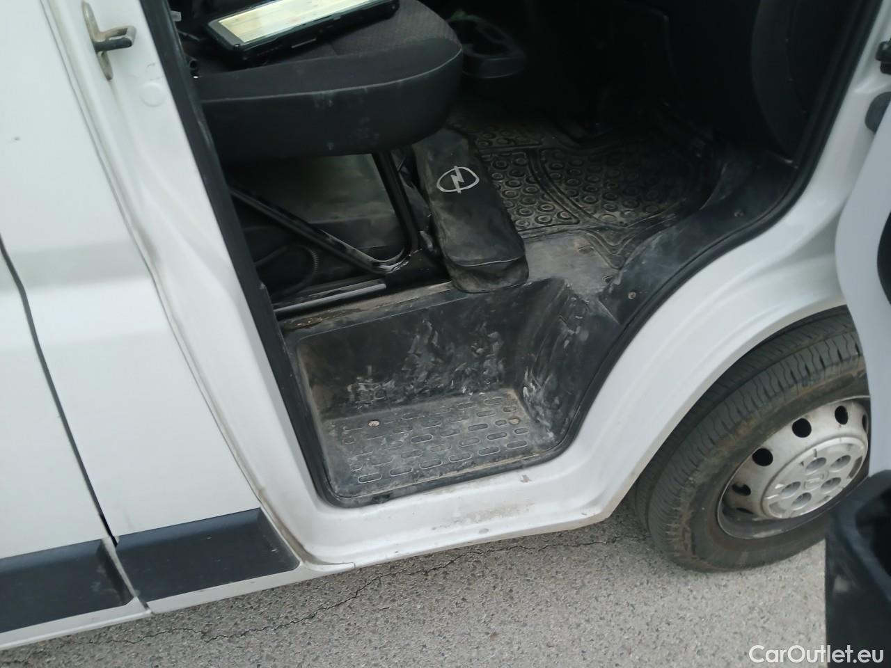  Opel  Movano OPEL  / 2021 / 4P / furgón  Furgón Base L2H2 3.5T 2.2 BlueHDi #14
