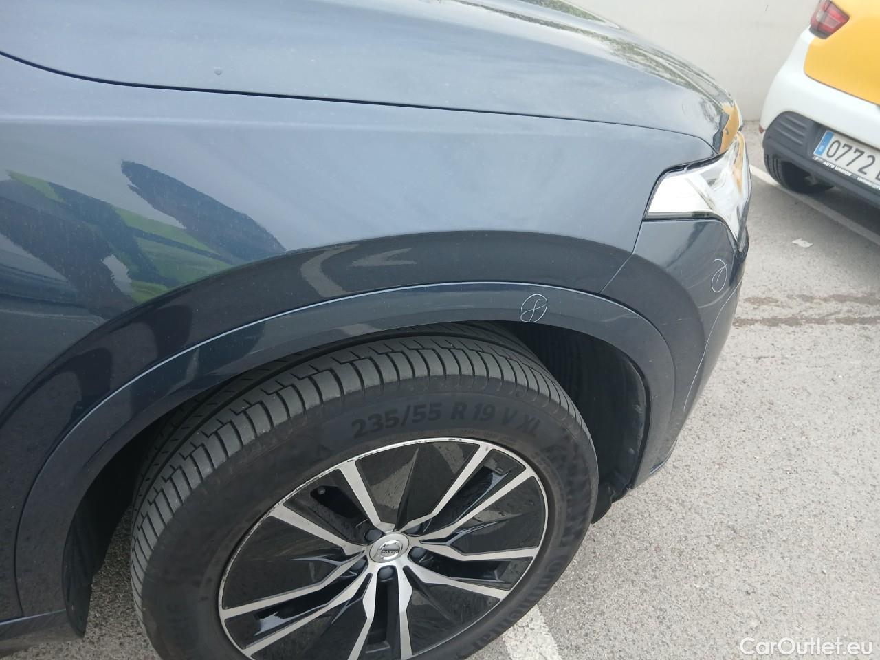  Volvo  XC90  Momentum Plug-In Hybrid AWD 2.0 T8 Twin Engine 390CV AT8 7 Plazas E6dT #38