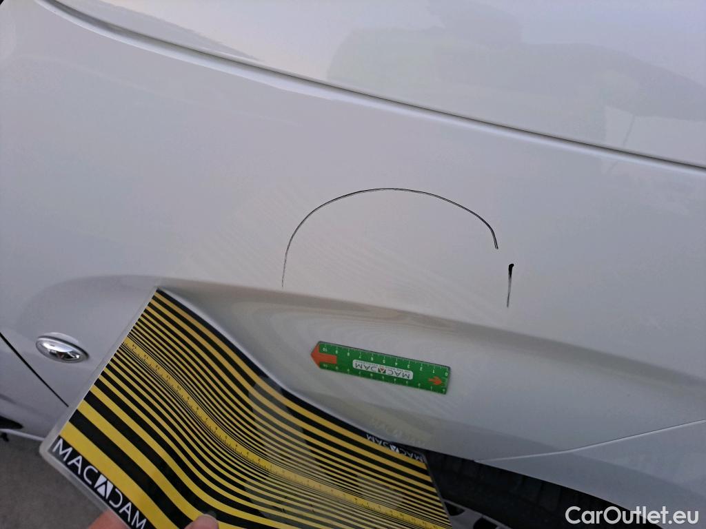  Opel  Combo OPEL  / 2018 / 3P / furgón derivado de turismo Cargo L 1000kg Diesel 1.5 100HP S&S MT E (AC) #12