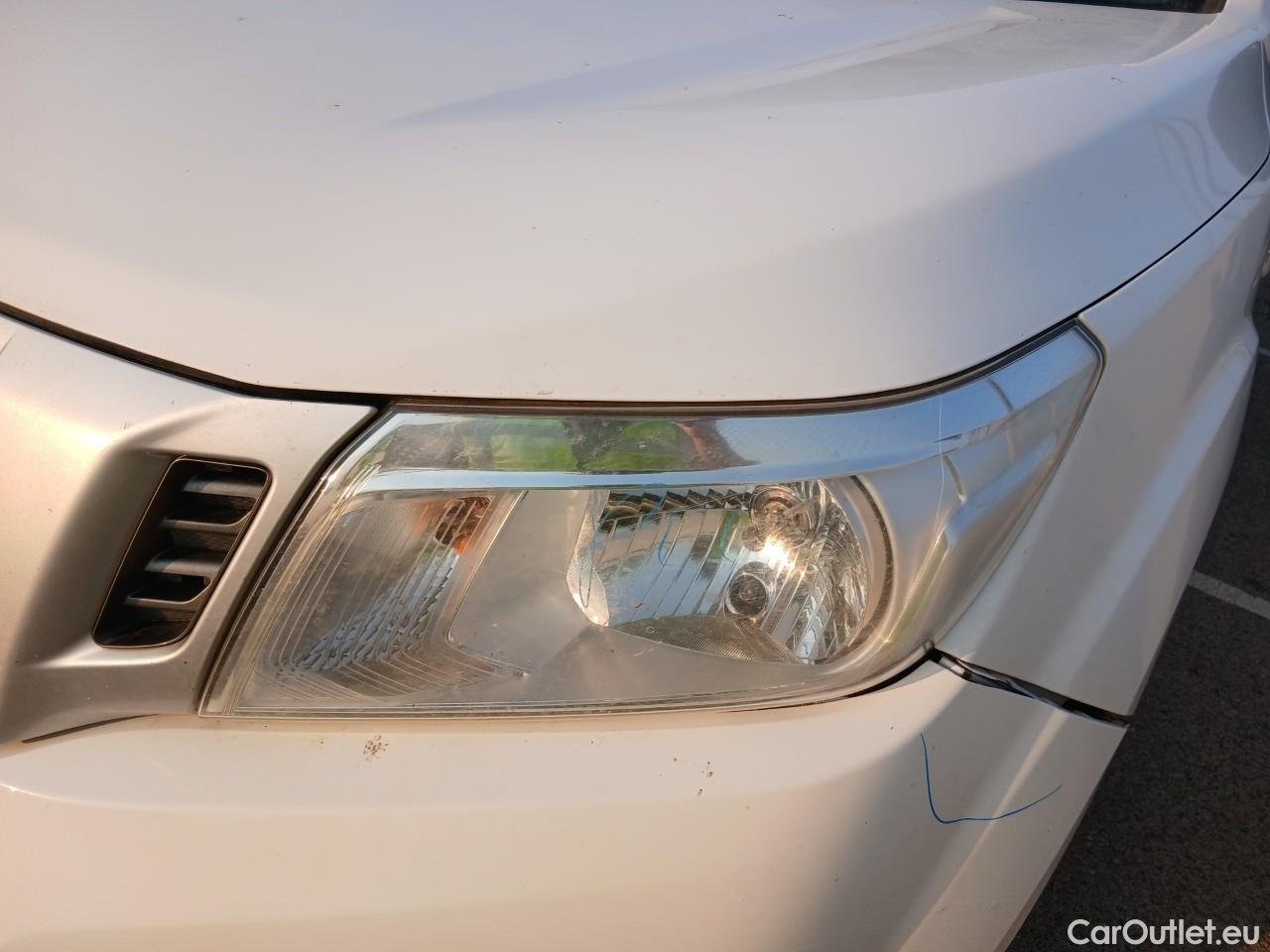  Nissan  Navara NISSAN  / 2015 / 4P / pickup Doble Cab. 2.3dCi 120kW(160CV) Visia #24