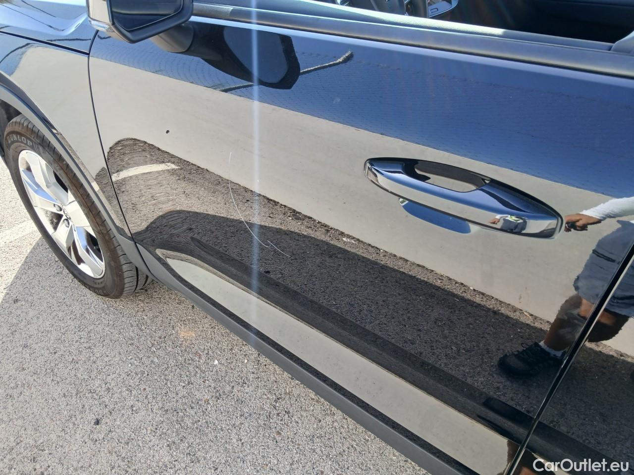  Volvo  XC 40 XC40 Momentum 2WD 1.5 130CV AT8 E6d #10