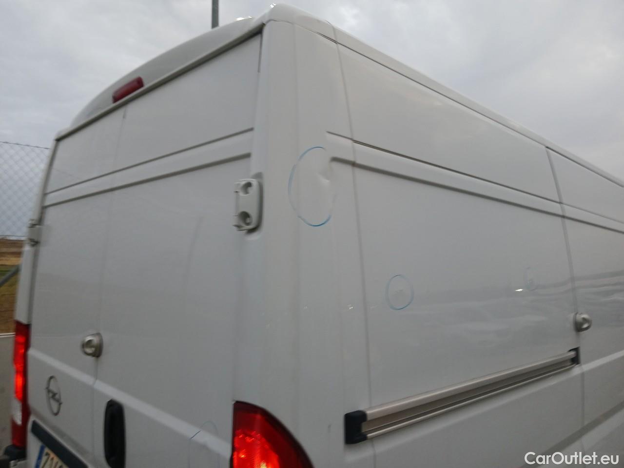  Opel  Movano OPEL  / 2021 / 4P / furgón  Furgón Base L2H2 3.5T 2.2 BlueHDi #42