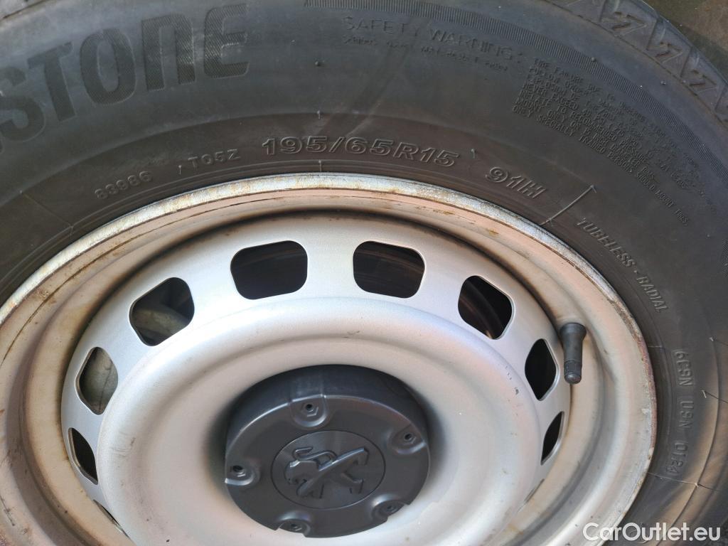  Peugeot  Partner  Pro L1 1.5 HDi 75CV MT5 E6dT #30