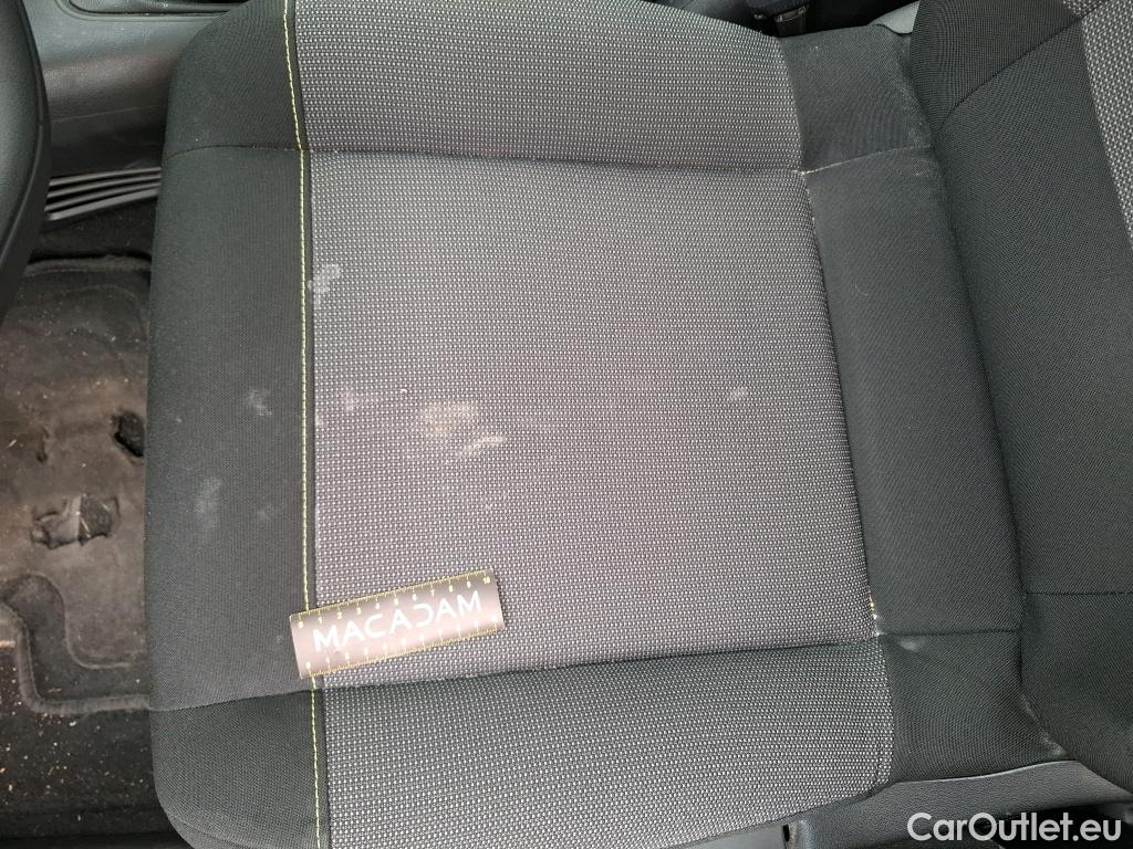  Citroen  C3  Société Feel Nav 1.2 PureTech 80CV BVM5 E6d #24