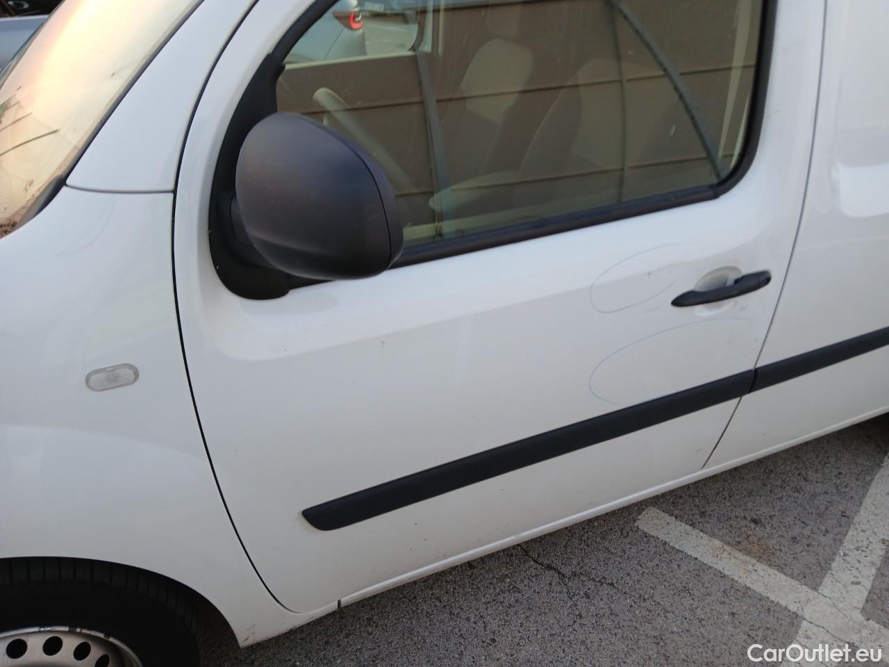  Renault  Kangoo  II Furgón Professional 1.5 dCi 95CV MT6 E6dT #18