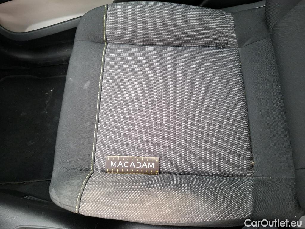  Citroen  C3  Société Feel Nav 1.2 PureTech 80CV BVM5 E6d #23