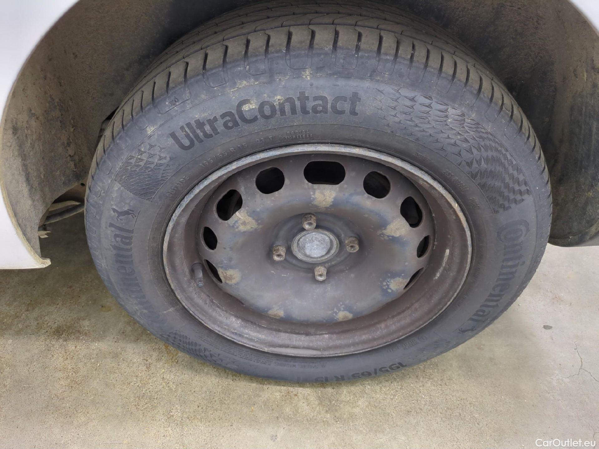  Citroen  Berlingo  Fourgon Confort L1 (Court) 1.6 BlueHDi 100CV BVM5 E6 #10