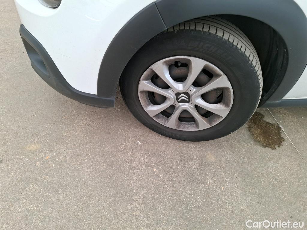  Citroen  C3  Société Feel Nav 1.2 PureTech 80CV BVM5 E6d #16