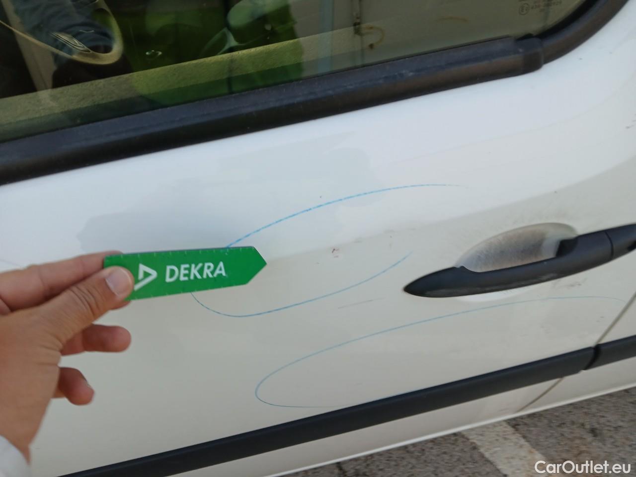  Renault  Kangoo  II Furgón Professional 1.5 dCi 95CV MT6 E6dT #17