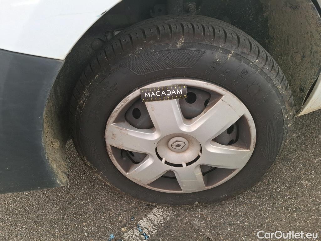  Renault  Kangoo  Express Extra (Série Spéciale) 1.5 dCi 75CV BVM5 E6 #27