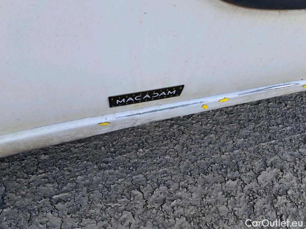  Renault  Master  III Fourgon L2H2 3 5 Grand Confort dCi 130CV BVM6 E6 #26