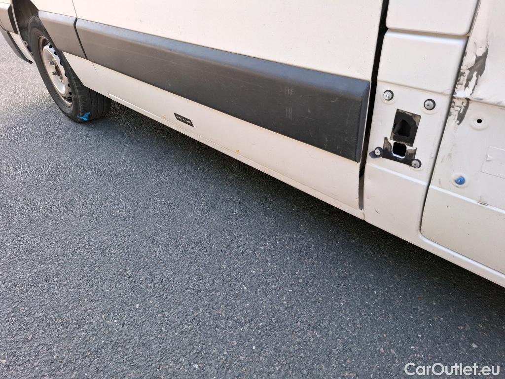  Renault  Master  III Fourgon L2H2 3 5 Grand Confort dCi 130CV BVM6 E6 #35