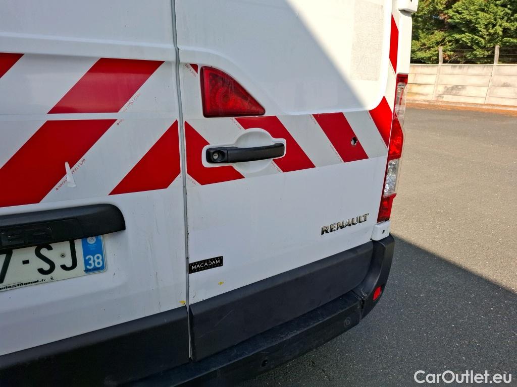  Renault  Master  III Fourgon L2H2 3 5 Grand Confort dCi 130CV BVM6 E6 #11