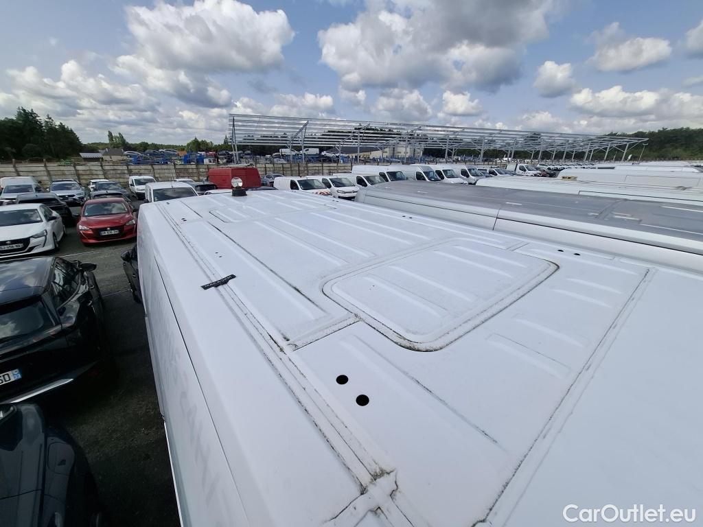  Renault  Master  III Fourgon L2H2 3 5 Grand Confort dCi 130CV BVM6 E6 #109