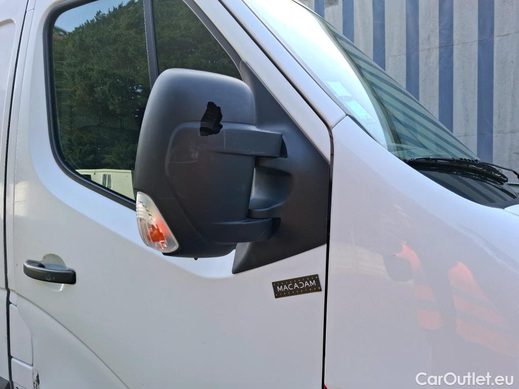  Renault  Master  III Fourgon L2H2 3 5 Grand Confort dCi 130CV BVM6 E6 #37