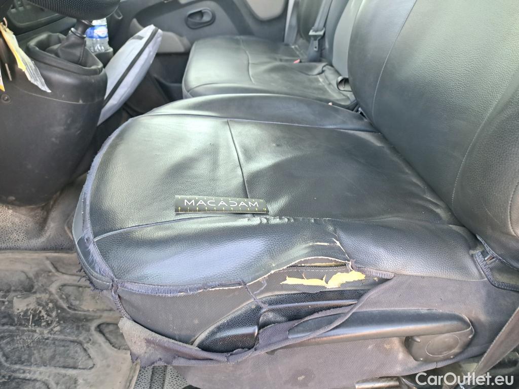  Renault  Master  III Fourgon L2H2 3 5 Grand Confort dCi 130CV BVM6 E6 #9