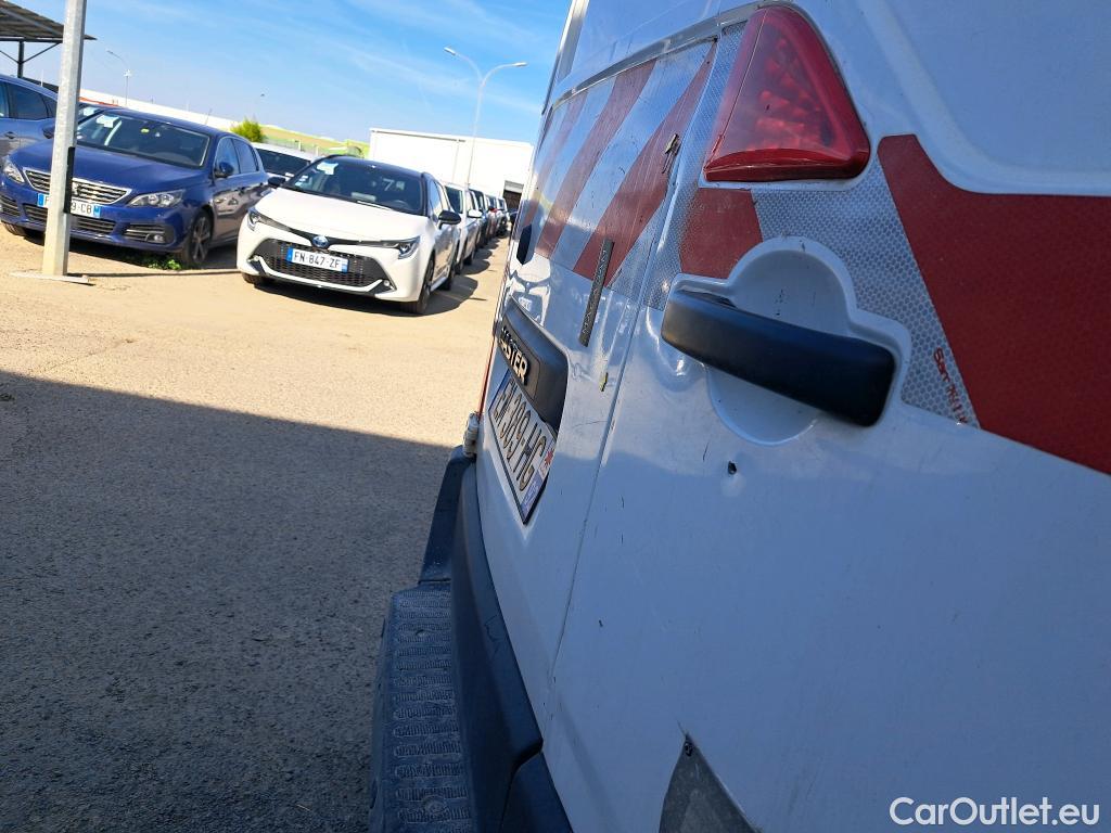  Renault  Master  III Fourgon L2H2 3 5 Grand Confort dCi 130CV BVM6 E6 #16