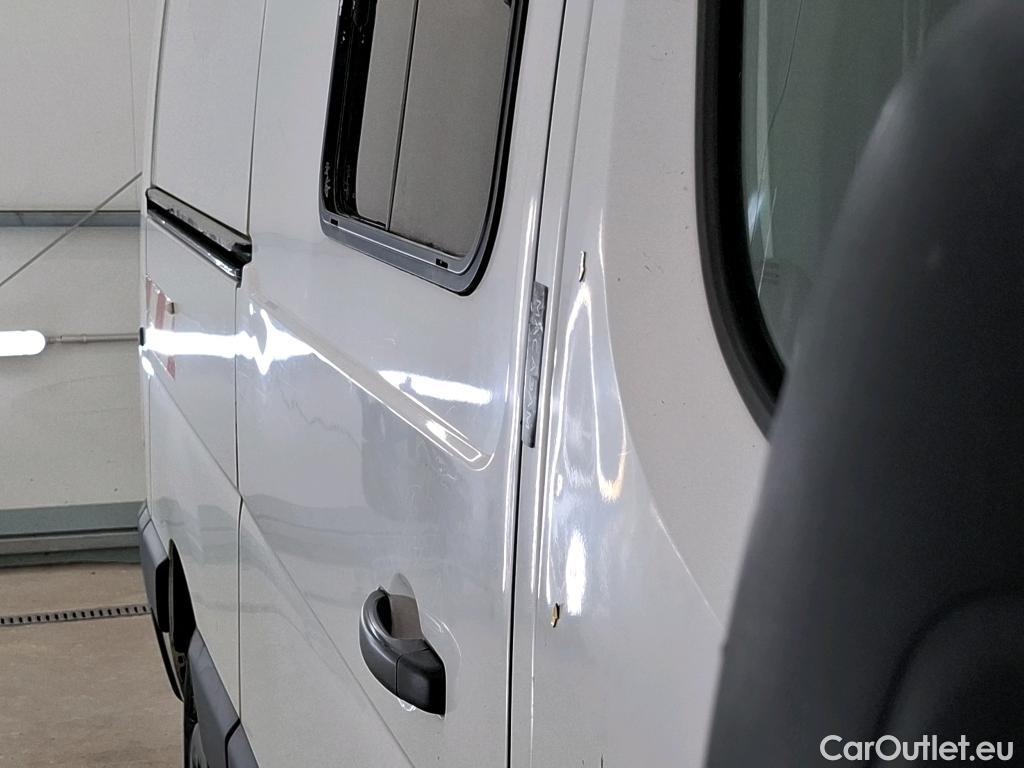  Renault  Master RENAULT  VU 4p Fourgon CA GC F3500 L2H2 dCi 125 #12