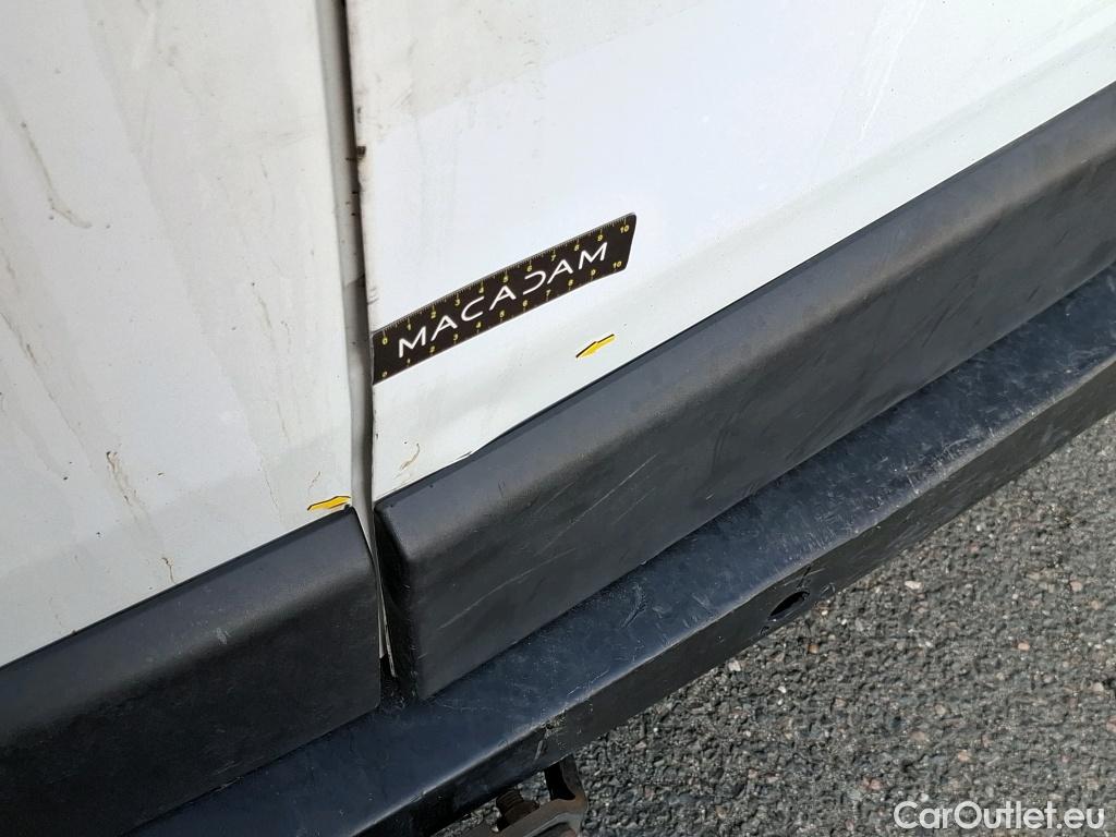  Renault  Master  III Fourgon L2H2 3 5 Grand Confort dCi 130CV BVM6 E6 #12
