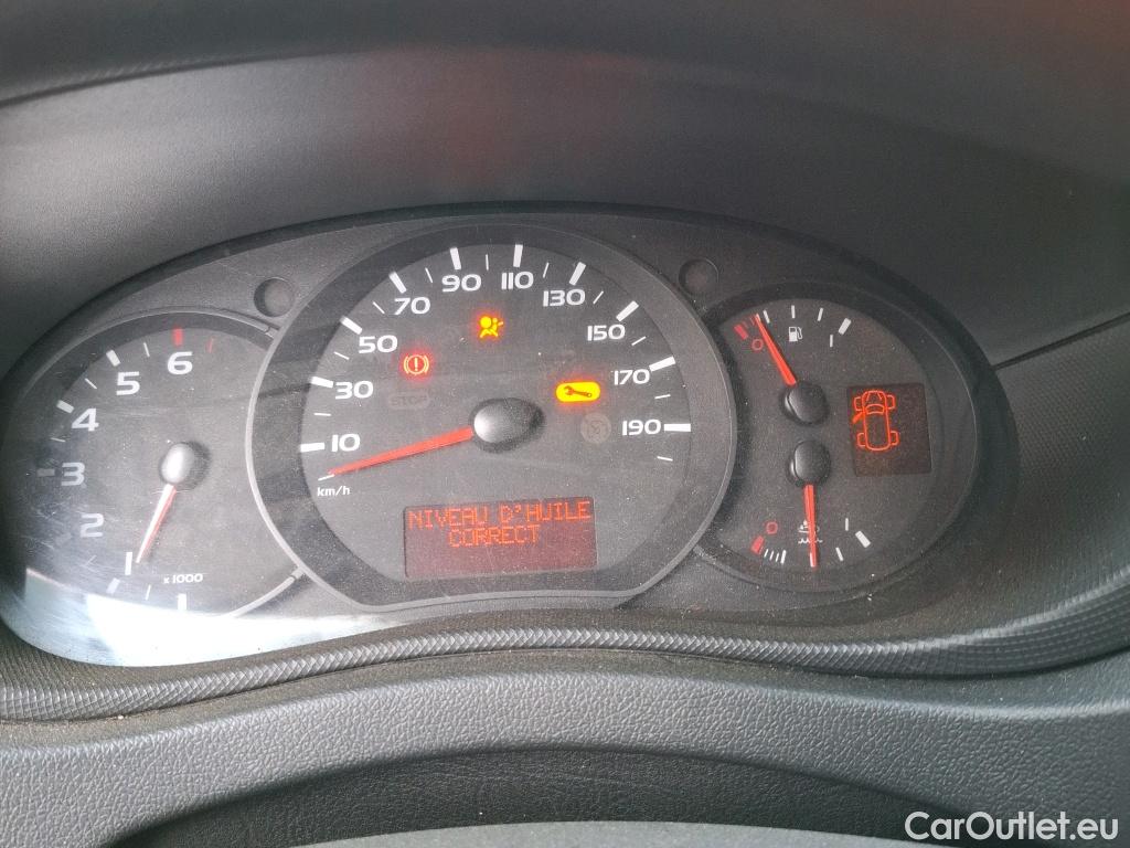  Renault  Master  III Fourgon L2H2 3 5 Grand Confort dCi 130CV BVM6 E6 #114