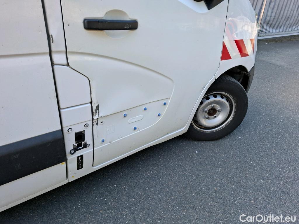  Renault  Master  III Fourgon L2H2 3 5 Grand Confort dCi 130CV BVM6 E6 #39