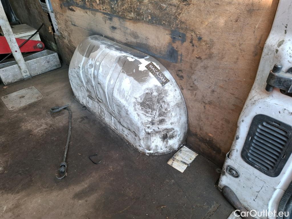  Renault  Master  III Fourgon L2H2 3 5 Grand Confort dCi 130CV BVM6 E6 #33