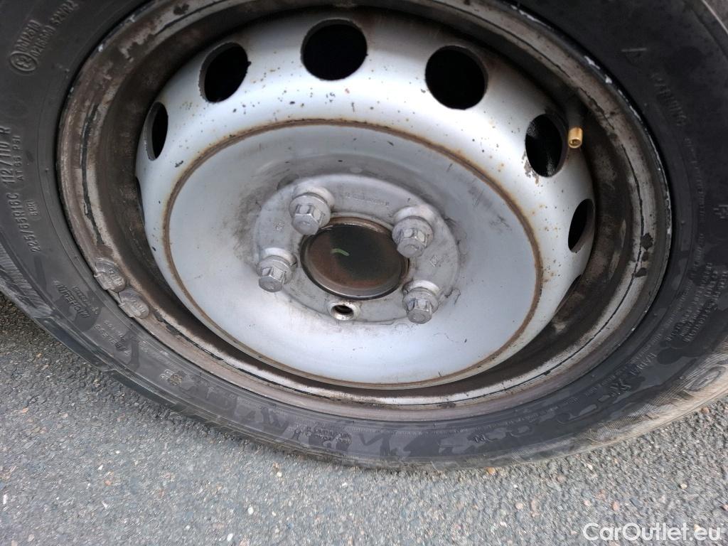  Renault  Master  III Fourgon L2H2 3 5 Grand Confort dCi 130CV BVM6 E6 #102