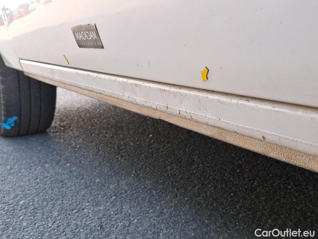  Renault  Master  III Fourgon L2H2 3 5 Grand Confort dCi 130CV BVM6 E6 #36