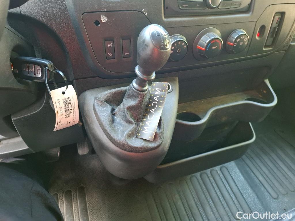  Renault  Master  III Fourgon L2H2 3 5 Grand Confort dCi 130CV BVM6 E6 #75