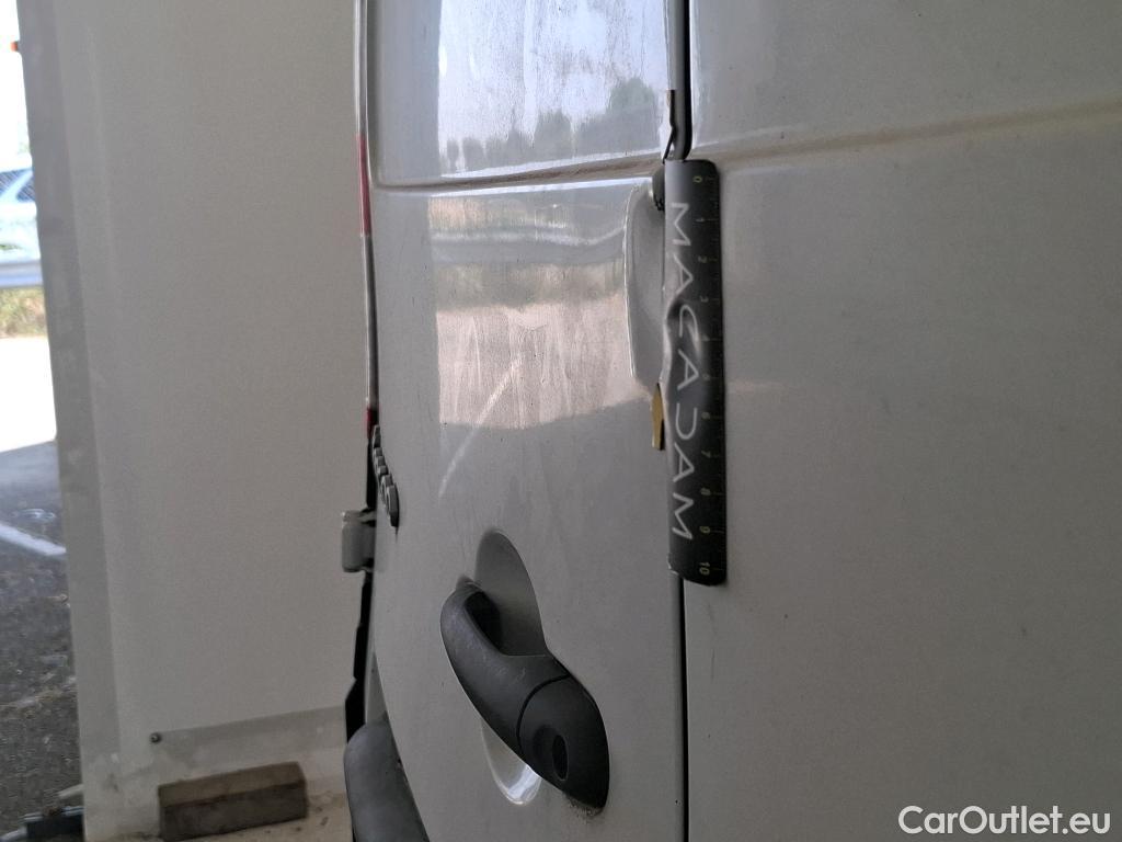  Renault  Kangoo  Express Extra (Série Spéciale) 1.5 dCi 75CV BVM5 E6 #22