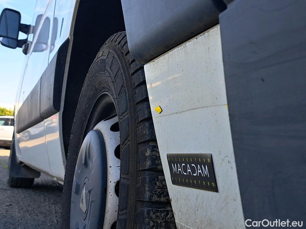  Renault  Master  III Fourgon L2H2 3 5 Grand Confort dCi 130CV BVM6 E6 #34