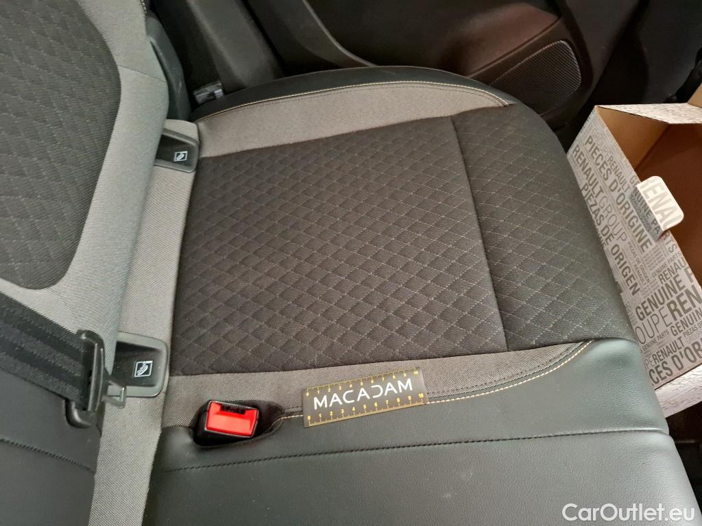  Opel   Grandland X Grandland X Elegance Business 1.5 130CV BVA8 E6d #33