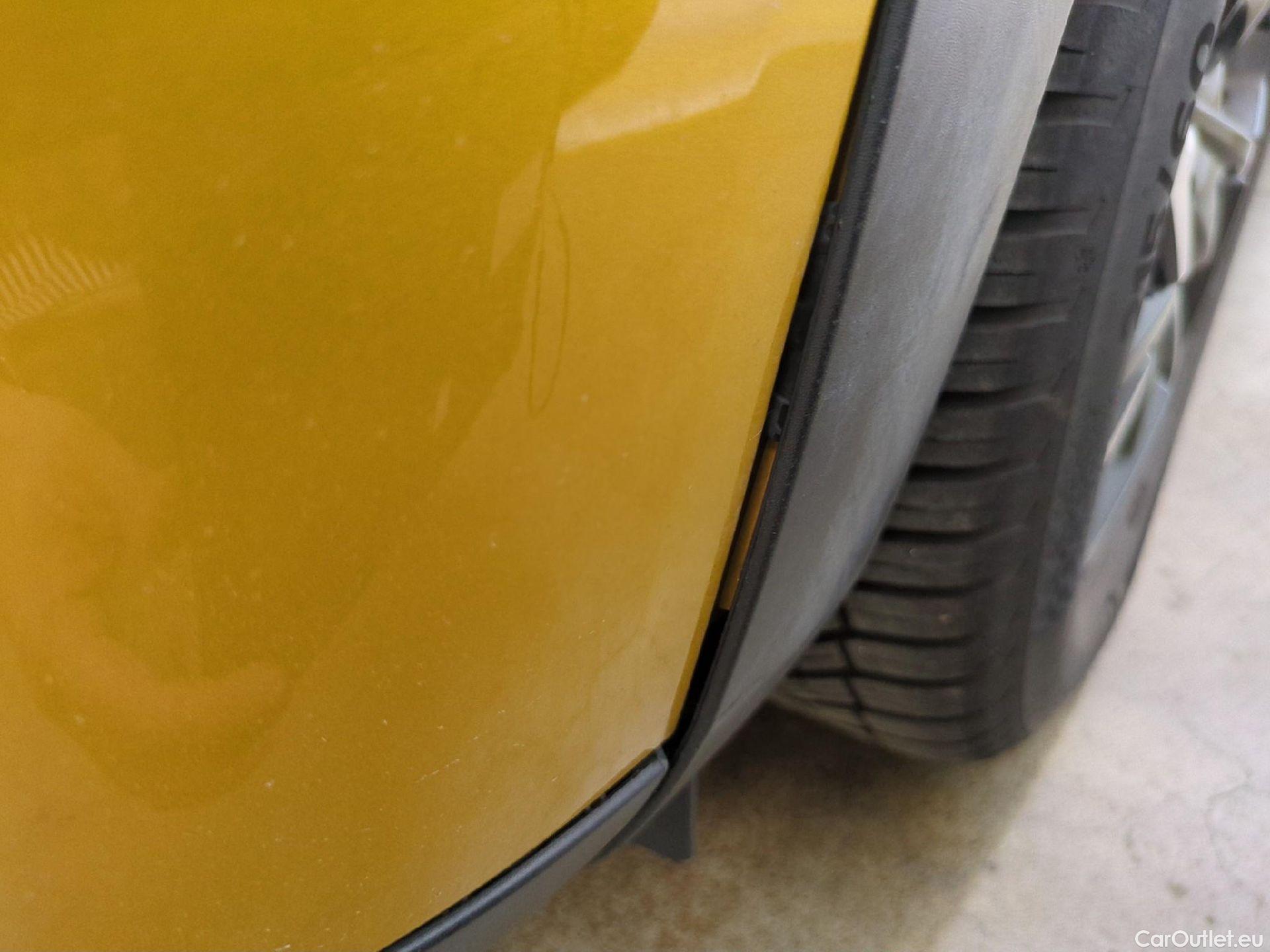  Citroen  DS3 DS 3 Crossback So Chic 1.2 PureTech 100CV BVM6 E6d #24