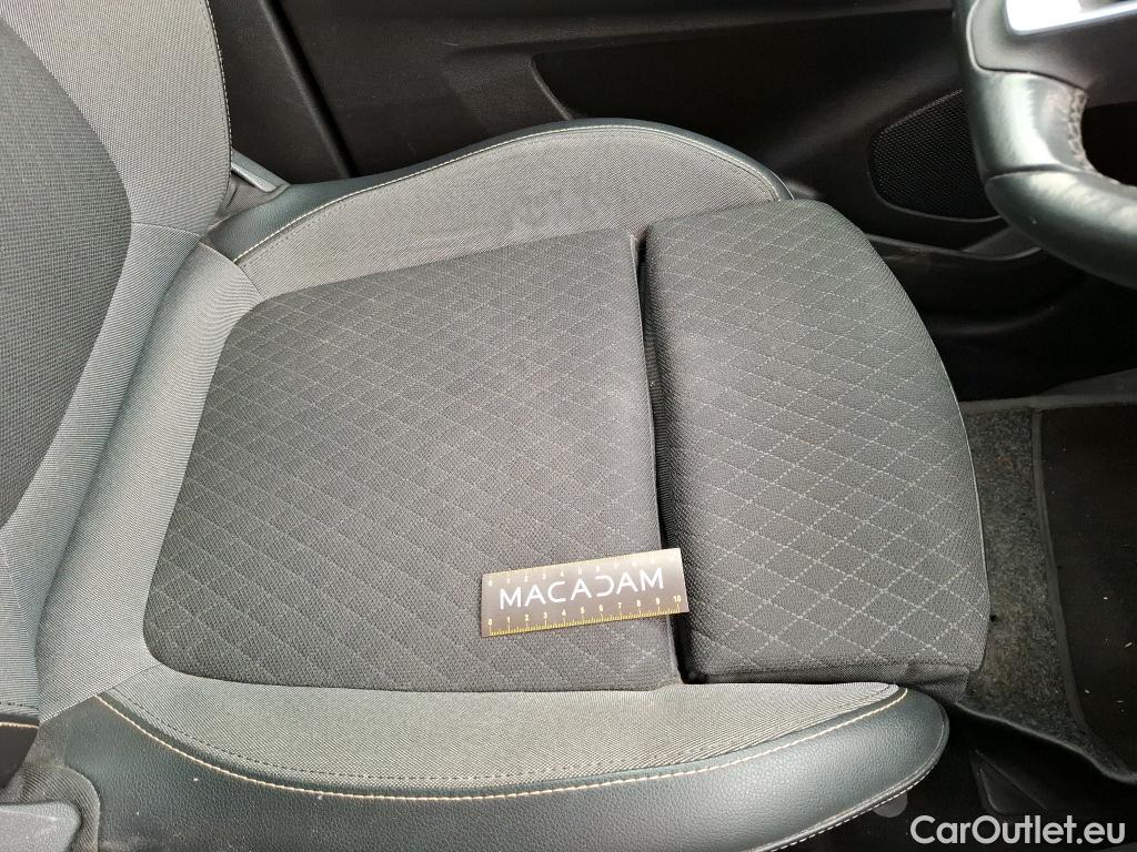  Opel   Grandland X Grandland X Elegance Business 1.5 130CV BVA8 E6d #29
