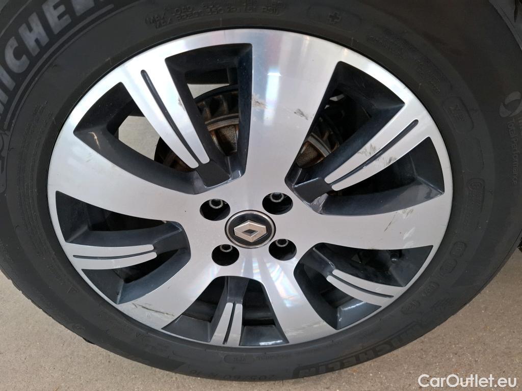  Renault  Captur  Business 0.9 TCe 90CV BVM5 E6 #32