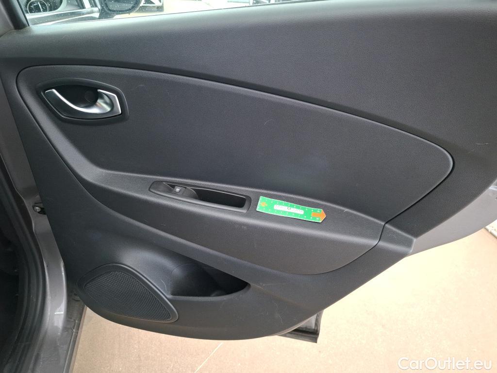  Renault  Captur  Business 0.9 TCe 90CV BVM5 E6 #45