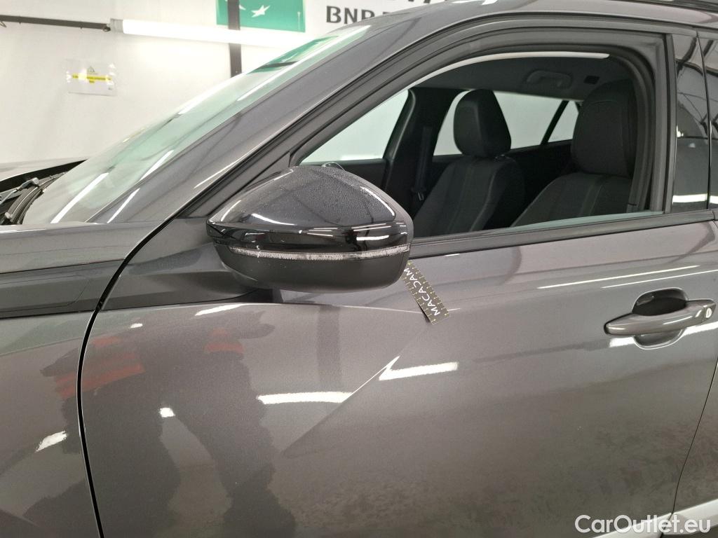  Peugeot  2008  Allure Pack 1.5 HDi 130CV BVA8 E6d #1