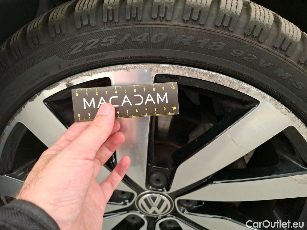  Volkswagen  Golf  VII Break Carat BMT 2.0 TDI 150CV BVM6 E6dT #24