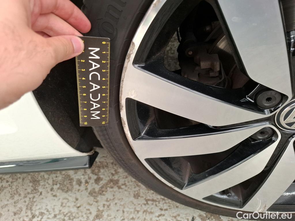  Volkswagen  Golf  VII Break Carat BMT 2.0 TDI 150CV BVM6 E6dT #30