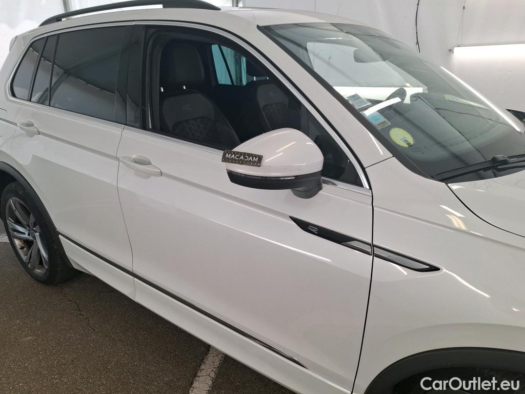  Volkswagen  Tiguan VOLKSWAGEN  / 2020 / 5P / SUV 2.0 TDI 150 DSG7 R-Line #15