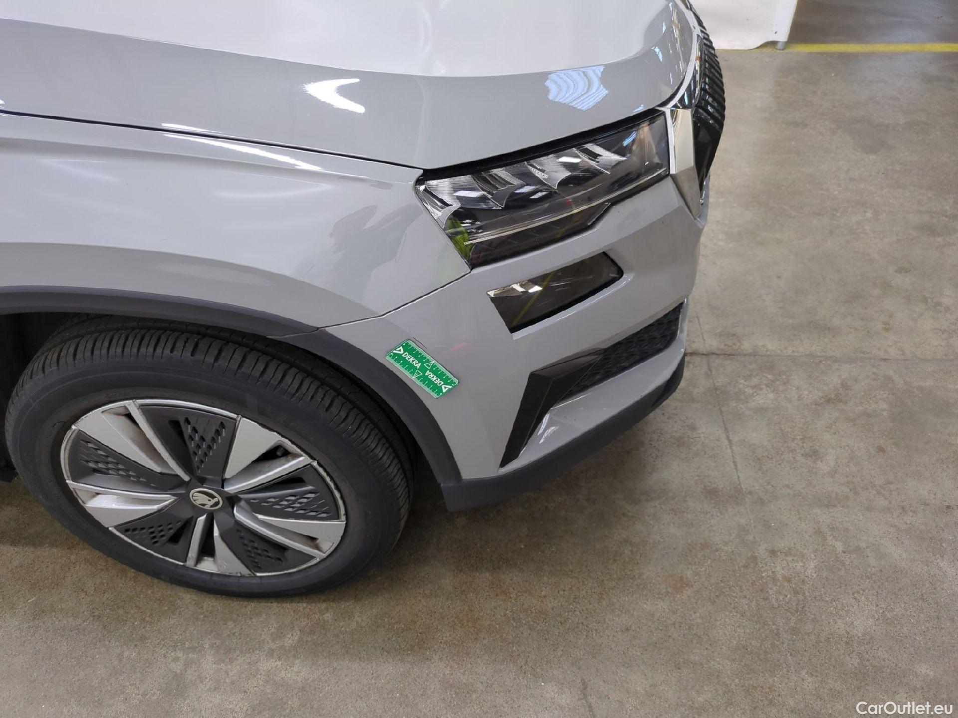  Skoda  Karoq SKODA  / 2022 / 5P / SUV 1.5 TSI 150ch ACT DSG7 Ambition #52