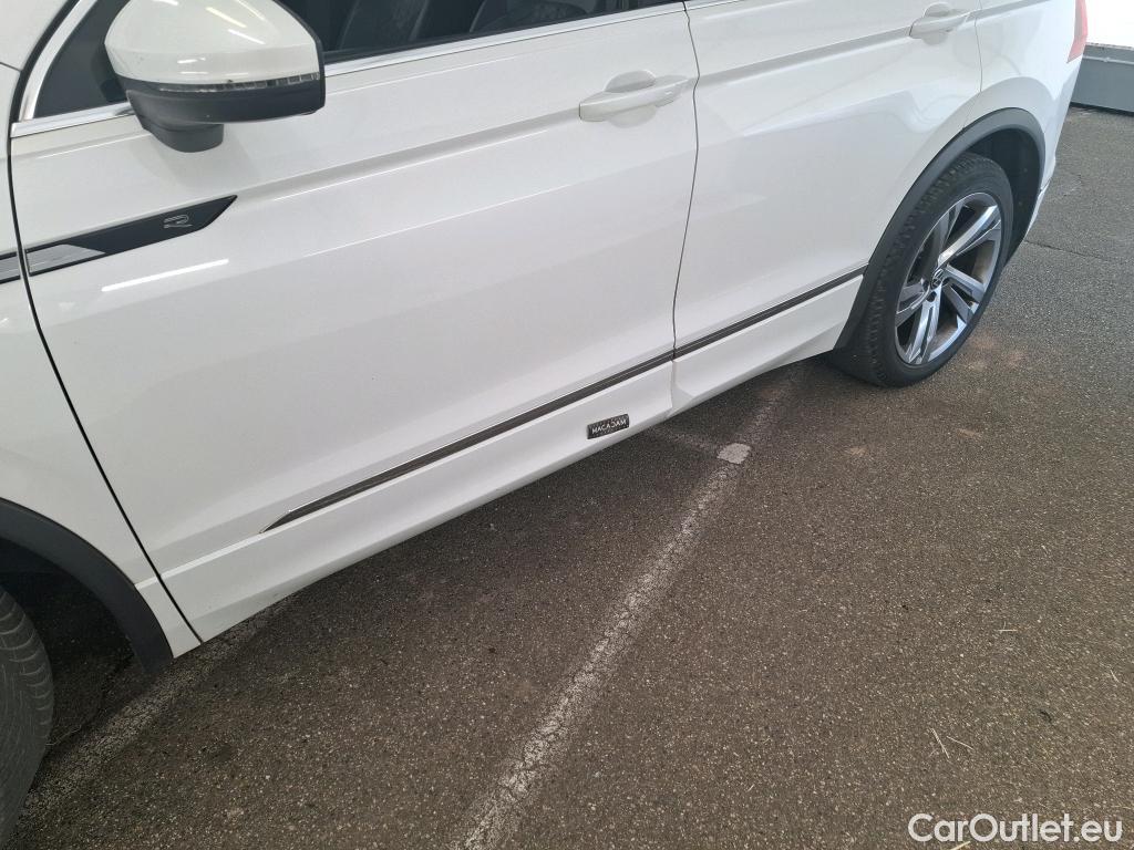  Volkswagen  Tiguan VOLKSWAGEN  / 2020 / 5P / SUV 2.0 TDI 150 DSG7 R-Line #13