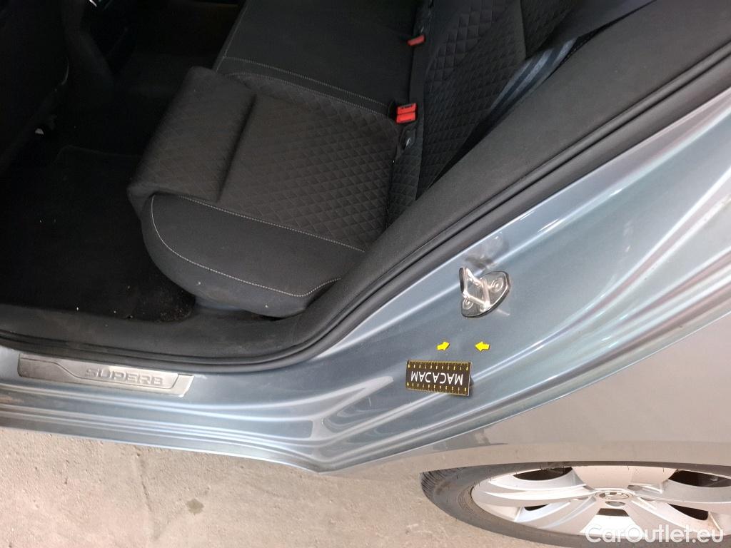  Skoda  Superb  Break Business 2.0 TDI 150CV BVA7 E6d #20